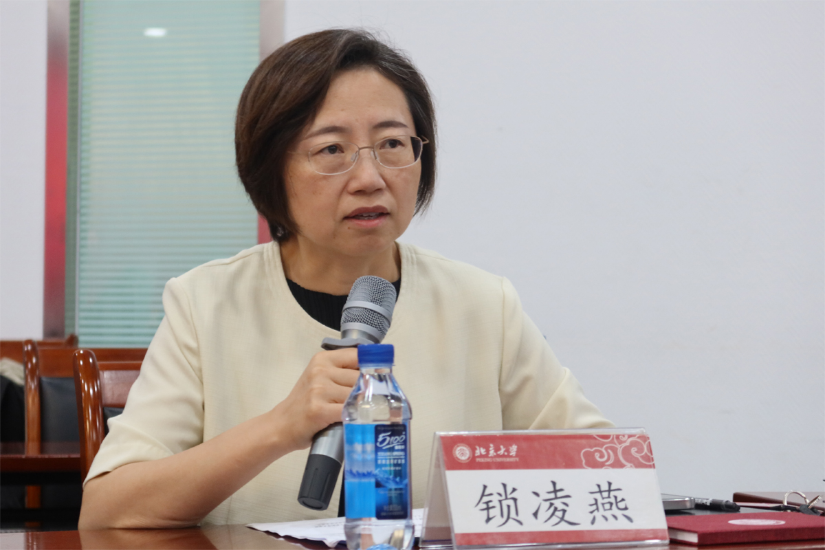 编辑后:图2 锁凌燕致辞 IMG_9309.jpg 编辑后:图2 锁凌燕致辞 IMG_9309.jpg