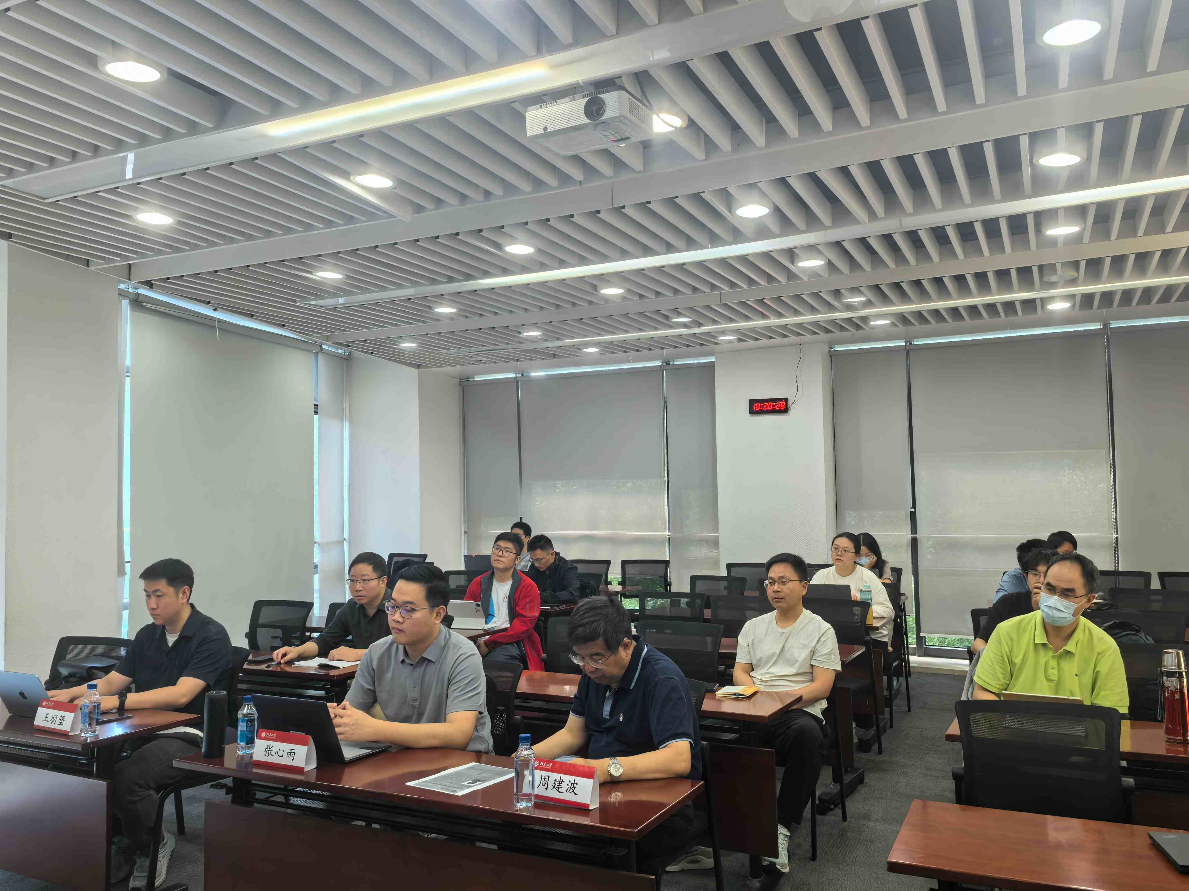 萧国亮会场图.jpg